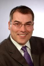 Astier, Sylvain (1975-)