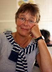 Béguin, Nicole (1957-)