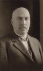 Huber, Léon (1879-1936)